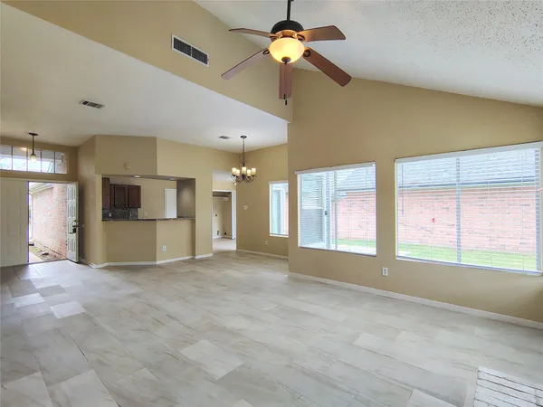 $1,900 | 4407 Waterfall Way, Sugar Land, TX 77479