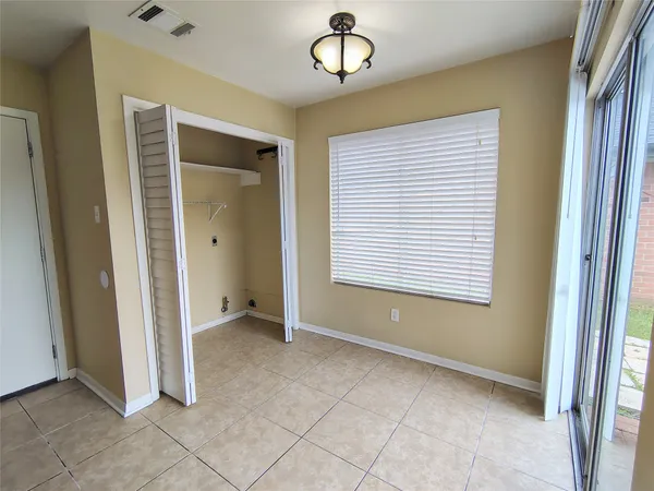 $1,900 | 4407 Waterfall Way, Sugar Land, TX 77479
