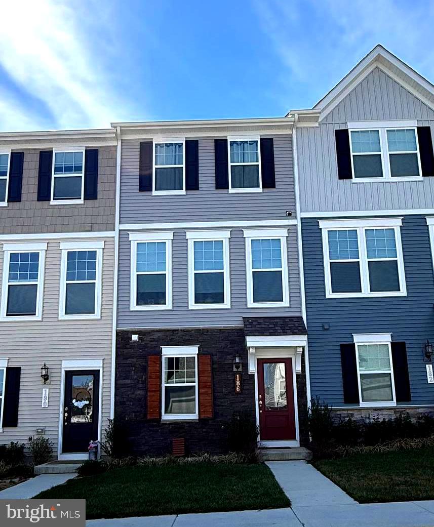 186 Coolidge Avenue Ranson, WV 25438 - Photo 1 of 1