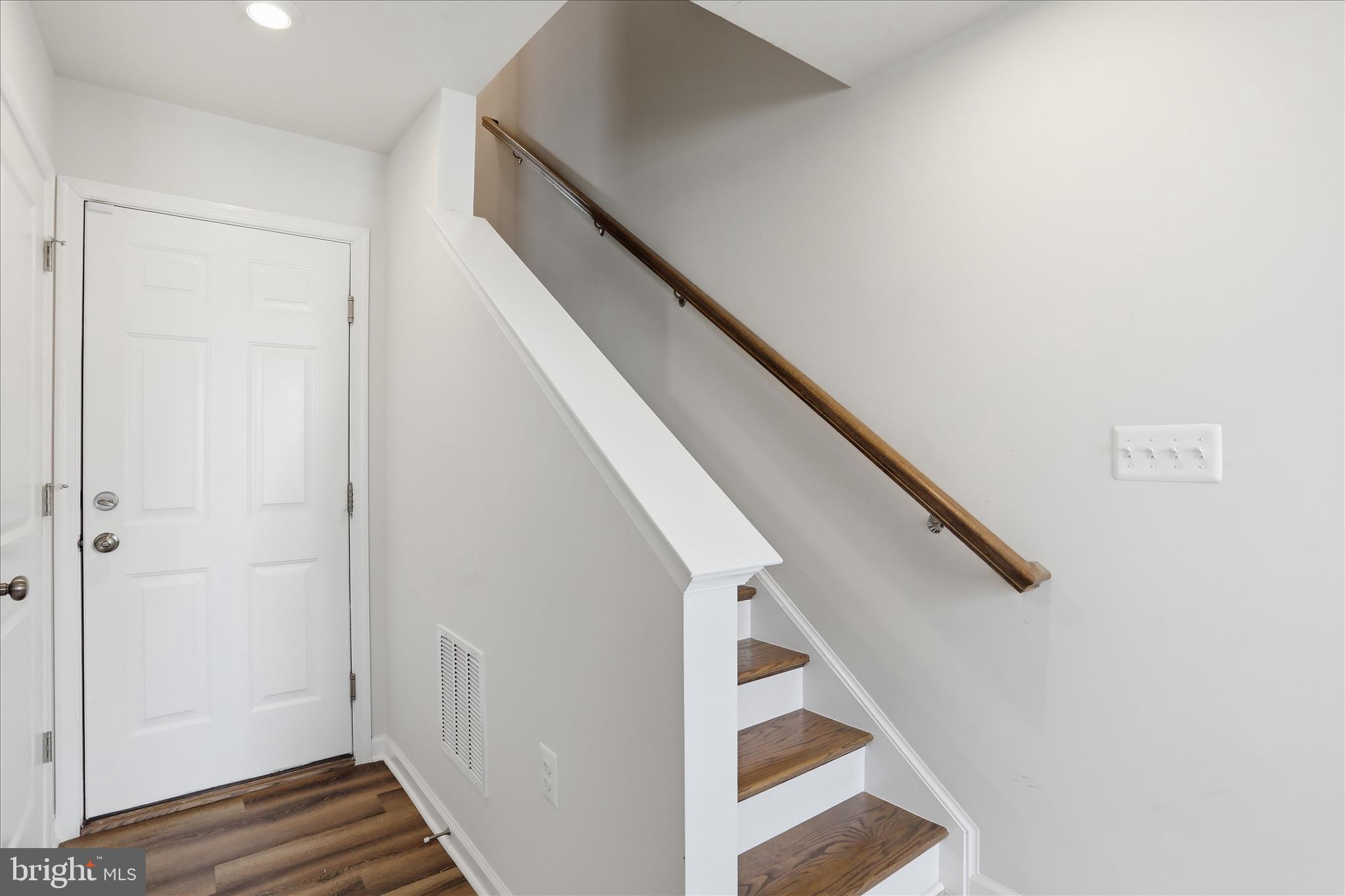 186 Coolidge Avenue Ranson, WV 25438 - Photo 4 of 41
