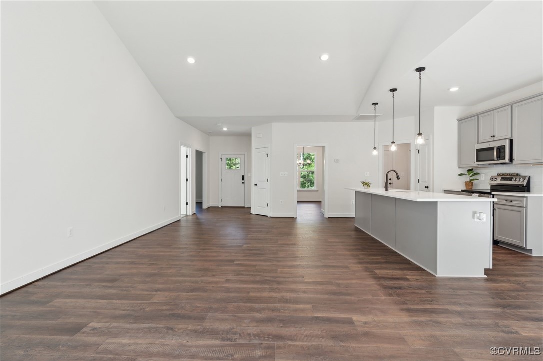 340 Rainbow Ridge Bumpass, VA 23024 - Photo 7 of 29 a view of kitchen with wooden floor and electronic appliances