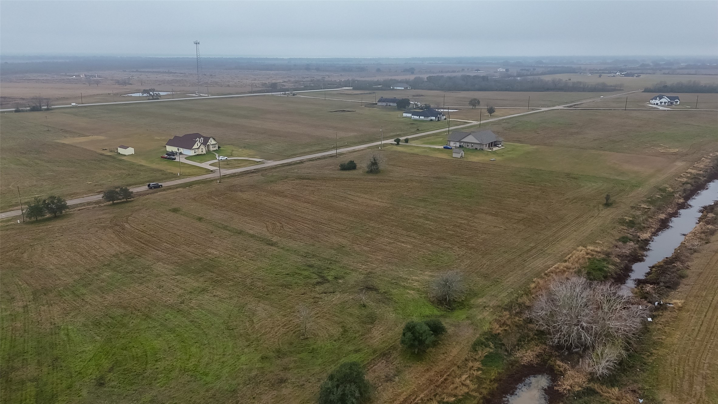 360 Brahman Trail Angleton, TX 77515 - Photo 4 of 10