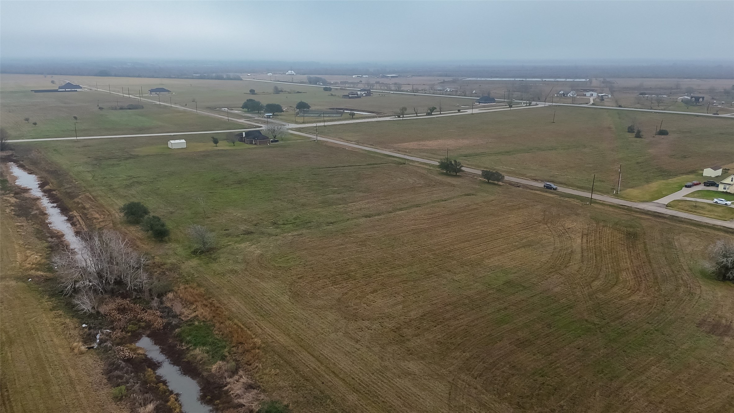 360 Brahman Trail Angleton, TX 77515 - Photo 6 of 10