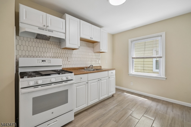 19 Rosedale Avenue, Unit 1 Montclair, NJ 07042 - Photo 17 of 23