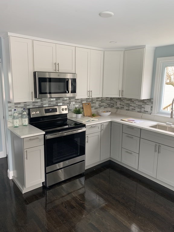 117 Thompson Street Boston, MA 02136 - Photo 4 of 26