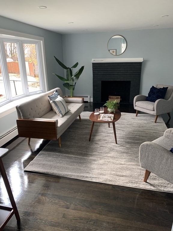 117 Thompson Street Boston, MA 02136 - Photo 5 of 26