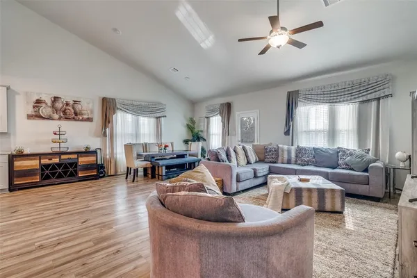 $3,200 | 10901 Tamarisk Drive, Fort Worth, TX 76108