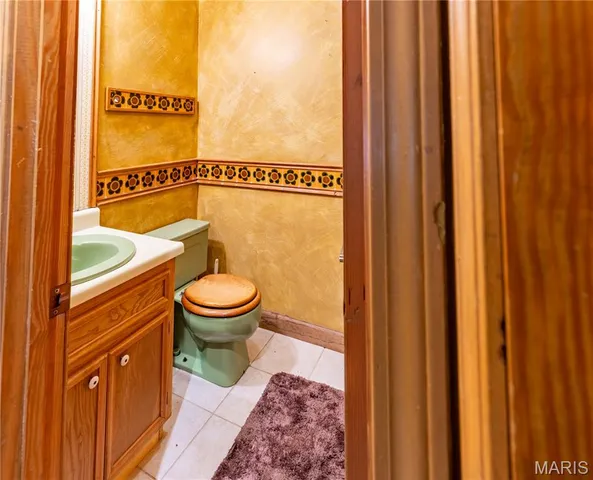 $325,000 | 22 Greenbriar Drive, New Madrid, MO 63869