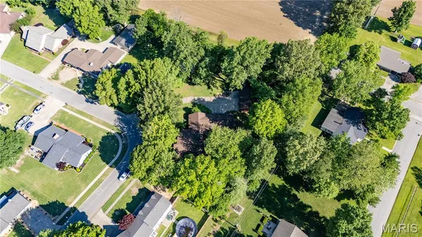 $325,000 | 22 Greenbriar Drive, New Madrid, MO 63869