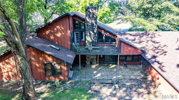 $325,000 | 22 Greenbriar Drive, New Madrid, MO 63869