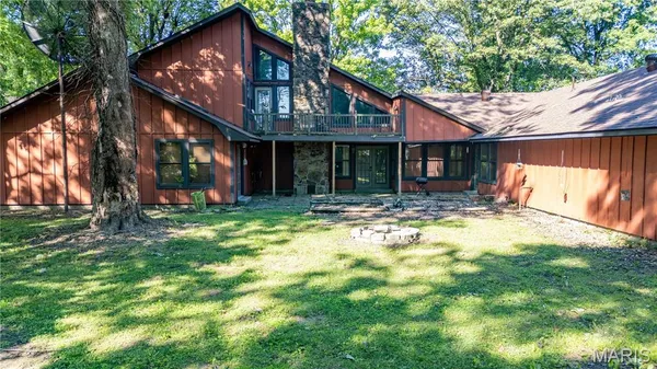 $325,000 | 22 Greenbriar Drive, New Madrid, MO 63869