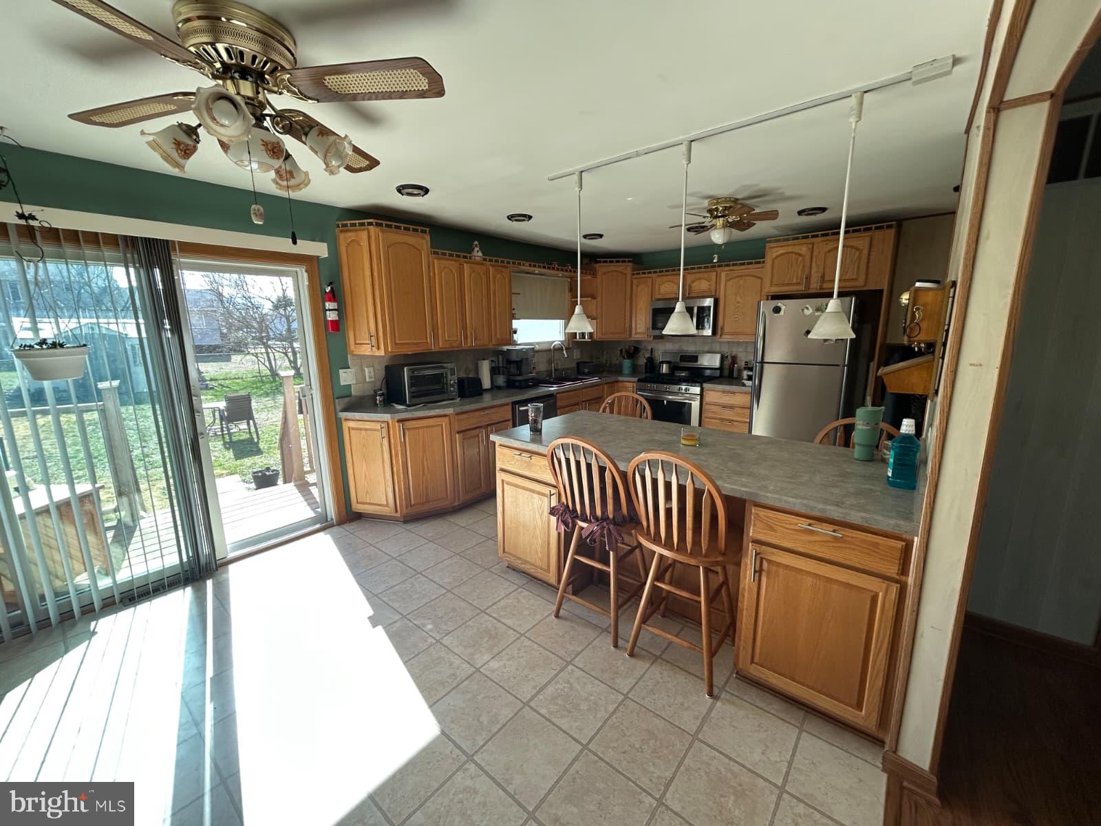 125 Colonial Road Edgewater Park, NJ 08010 - Photo 7 of 20