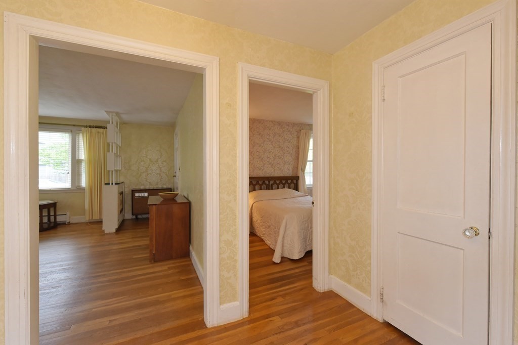 29 Thelma Road Framingham, MA 01702 - Photo 14 of 32 Gallery Image 14