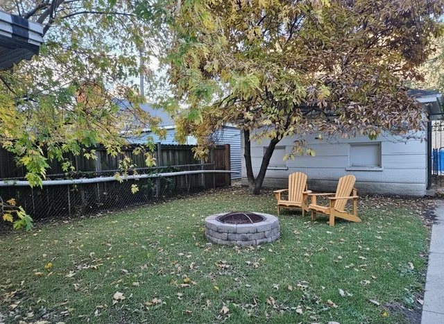 $2,450 | 2623 North Emmett Street, Chicago, IL 60647