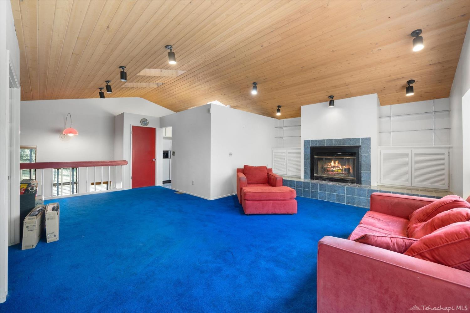 29200 Surrey Way Tehachapi, CA 93561 - Photo 3 of 18 Gallery Image 3