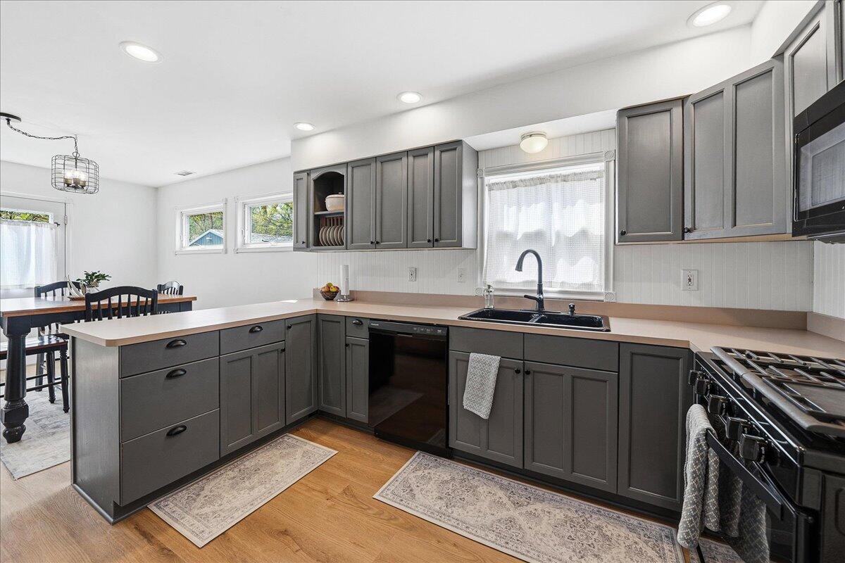 4209 Sumac Road Valparaiso, IN 46383 - Photo 11 of 27 1200x800