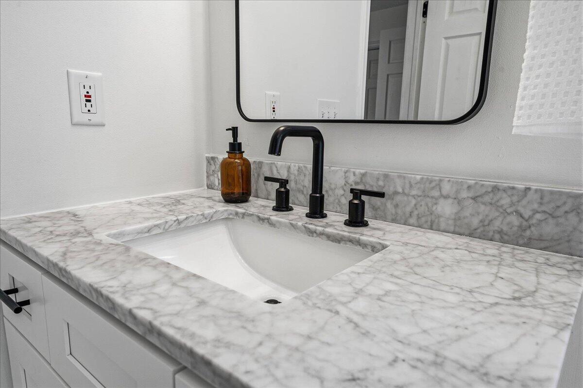 4209 Sumac Road Valparaiso, IN 46383 - Photo 22 of 27 1200x800