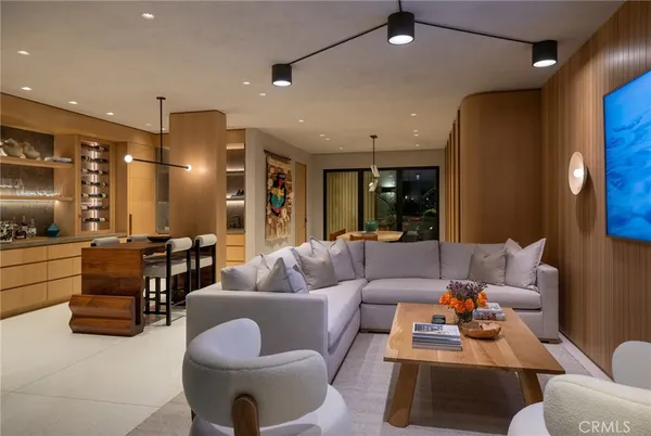 $13,000,000 | 2910 Lafayette Avenue, Newport Beach, CA 92663