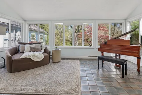 $2,095,000 | 5 Summer Street, Weston, MA 02493