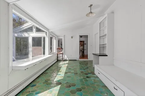 $2,095,000 | 5 Summer Street, Weston, MA 02493
