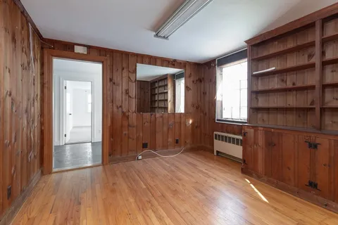 $2,095,000 | 5 Summer Street, Weston, MA 02493