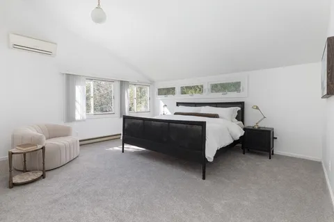 $2,095,000 | 5 Summer Street, Weston, MA 02493