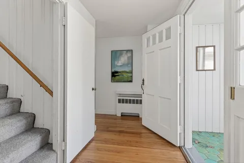 $2,095,000 | 5 Summer Street, Weston, MA 02493