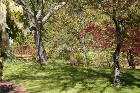 $2,095,000 | 5 Summer Street, Weston, MA 02493