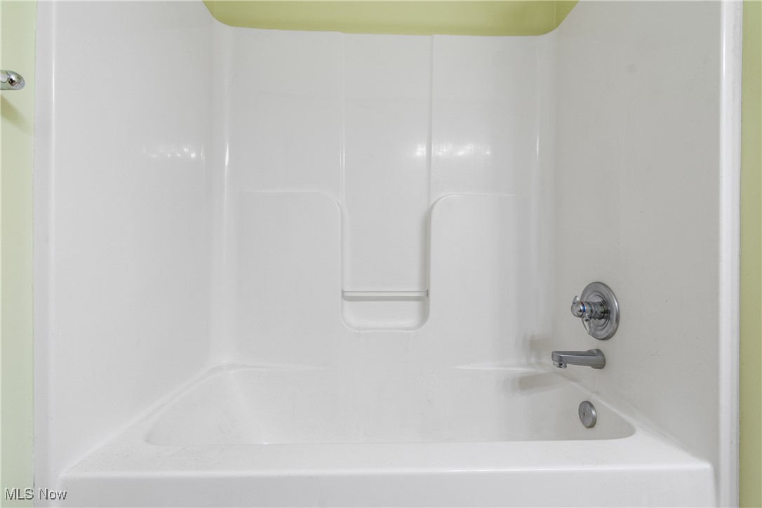 7030 Knight Avenue Northwest Canton, OH 44708 - Photo 20 of 26 Bathroom with shower / bathing tub combination