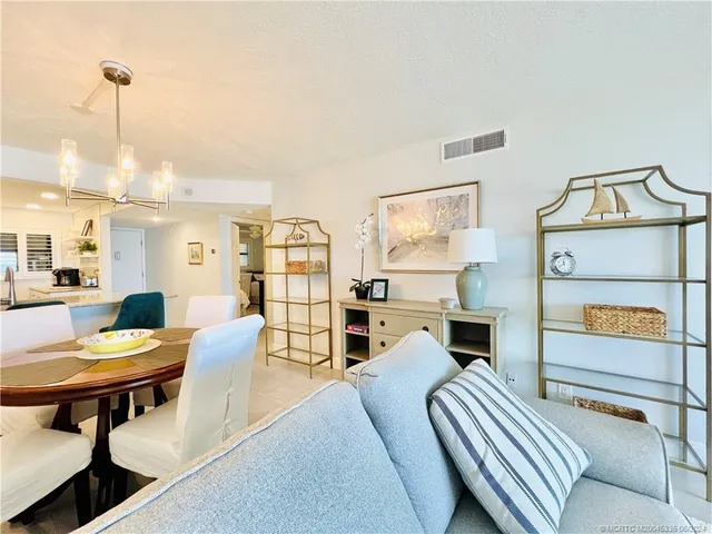 $2,400 | 9400 South Ocean Drive, Unit 304B, Jensen Beach, FL 34957