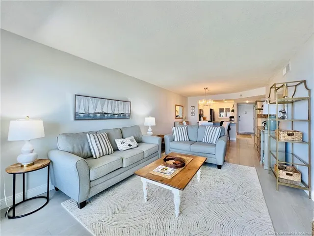$2,400 | 9400 South Ocean Drive, Unit 304B, Jensen Beach, FL 34957