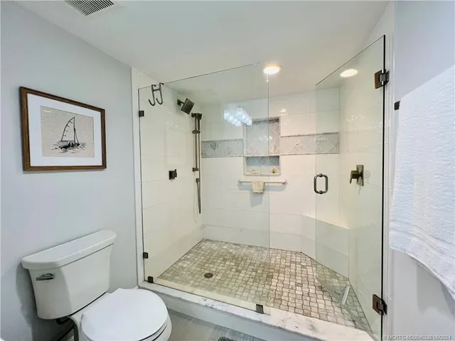 $2,400 | 9400 South Ocean Drive, Unit 304B, Jensen Beach, FL 34957