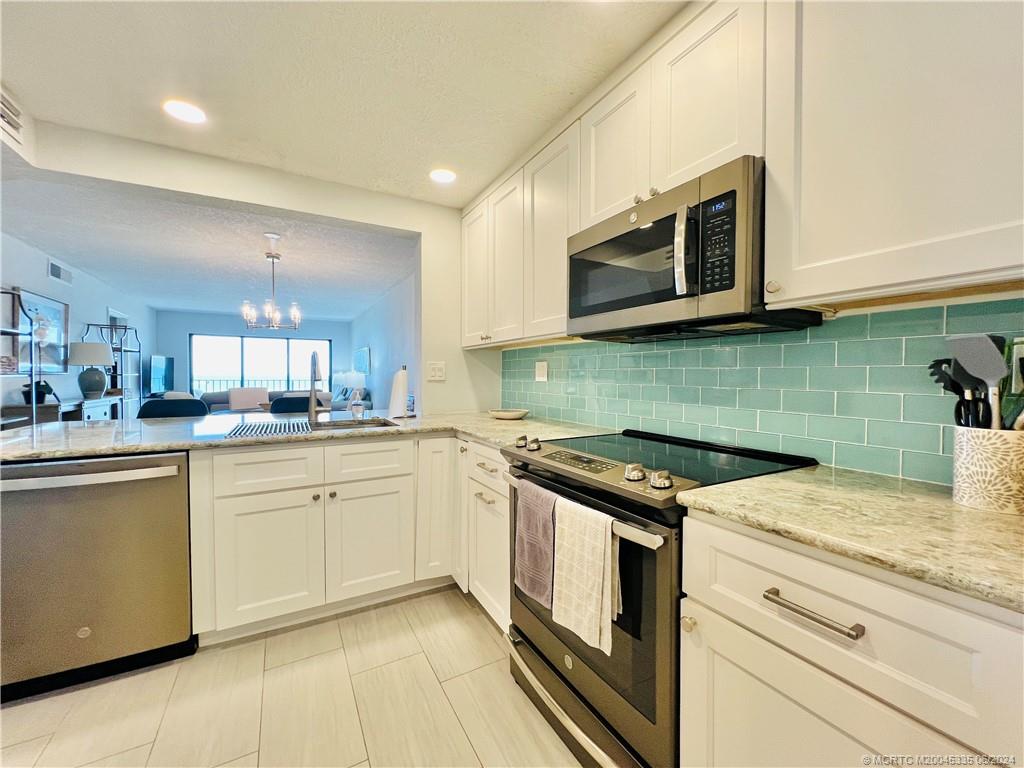 9400 South Ocean Drive, Unit 304B Jensen Beach, FL 34957 - Photo 5 of 63