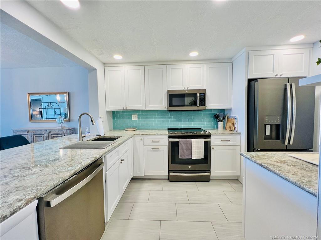 9400 South Ocean Drive, Unit 304B Jensen Beach, FL 34957 - Photo 6 of 63