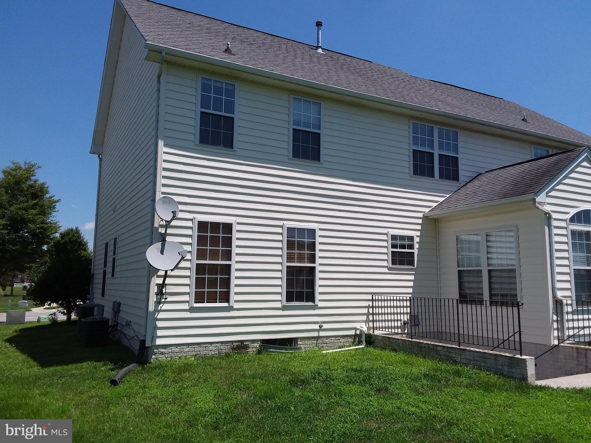 2107 Medinah Ridge Road Accokeek, MD 20607 - Photo 35 of 50 side of the house