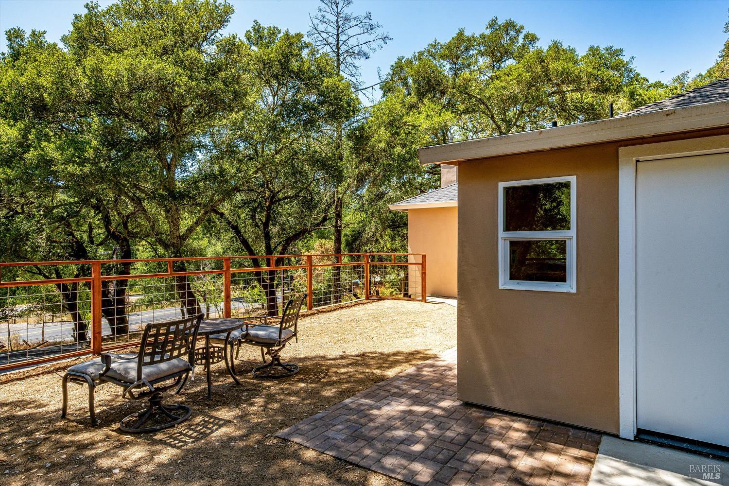 9342 Chalk Hill Road Healdsburg, CA 95448 - Photo 10 of 66