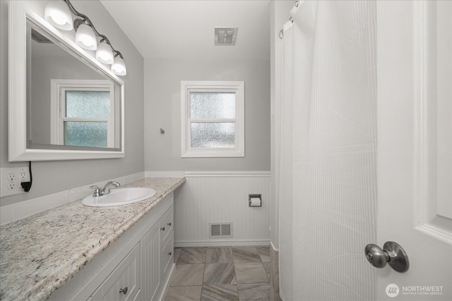 12712 East Saltese Road Spokane Valley, WA 99216 - Photo 15 of 36 Gallery Image 15