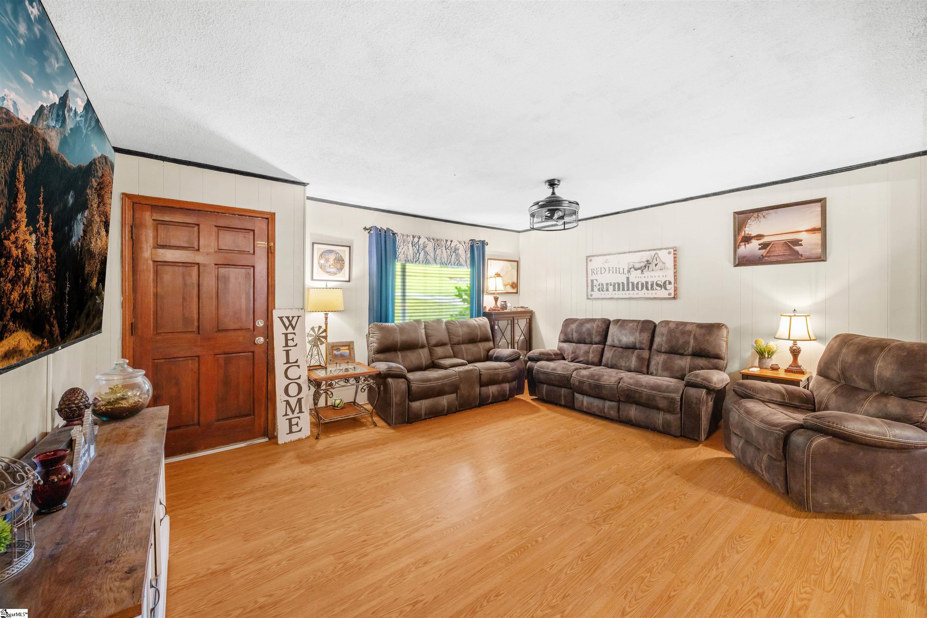 581 Red Hill Road Pickens, SC 29671 - Photo 3 of 29