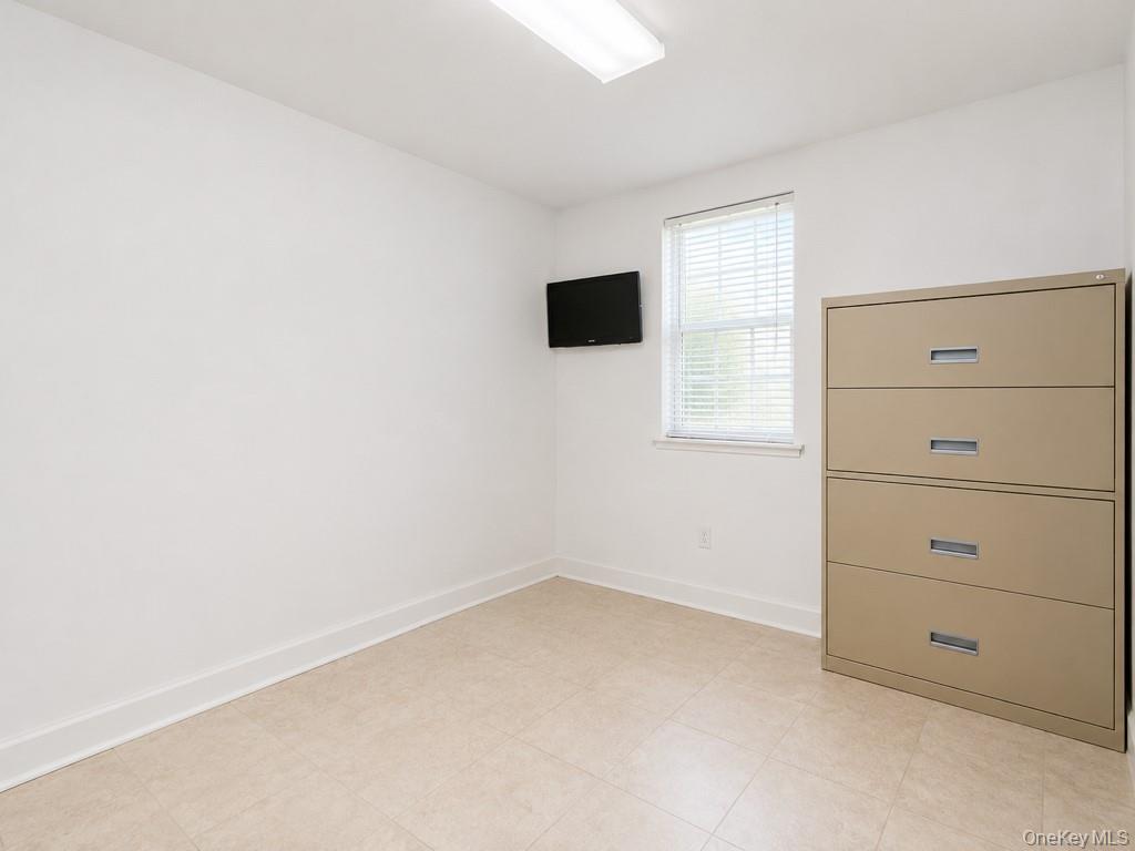 4779 White Plains Road Bronx, NY 10470 - Photo 7 of 22