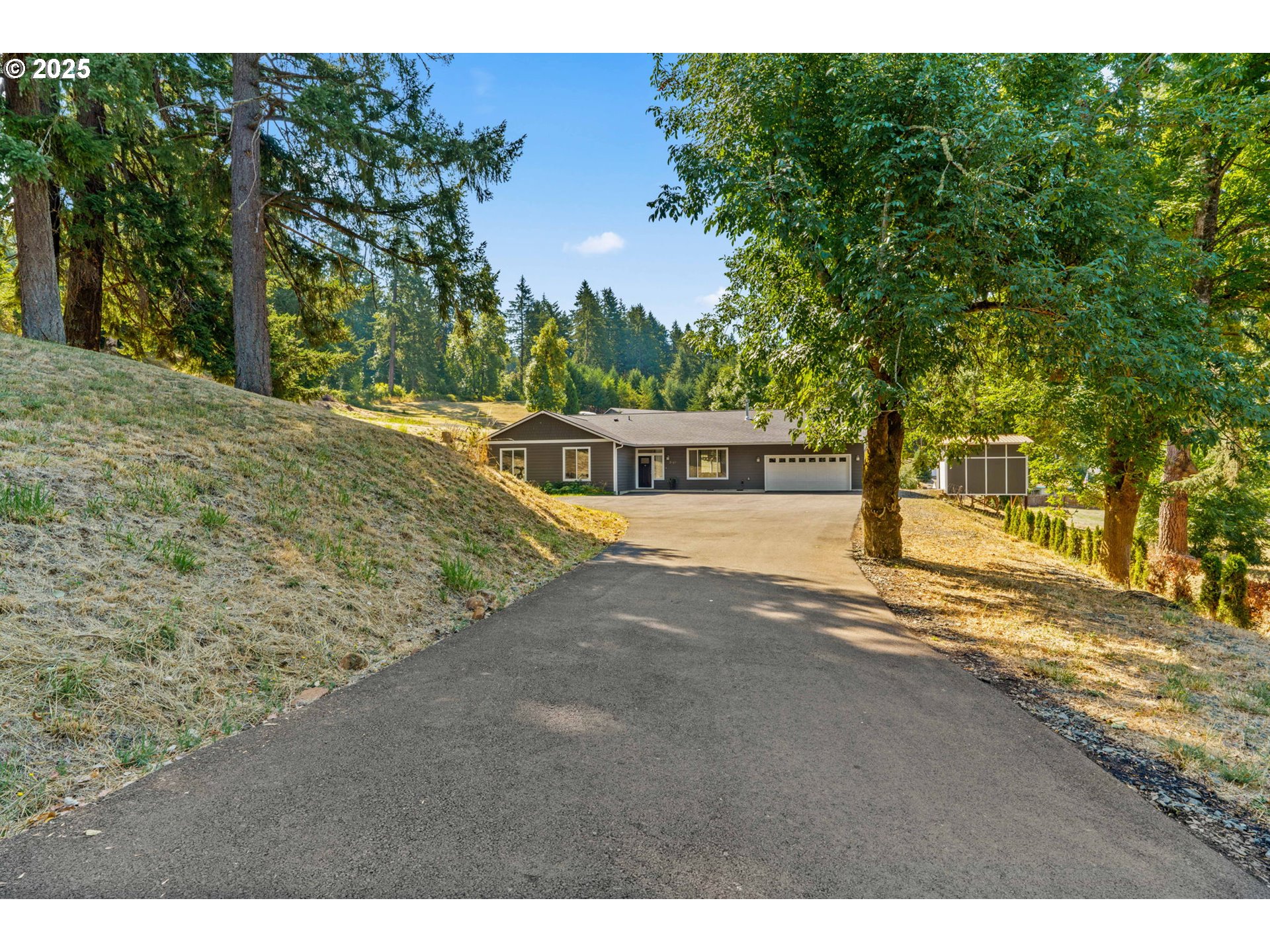 2187 East Madison Avenue Cottage Grove, OR 97424 - Photo 2 of 41 a view of a outdoor space