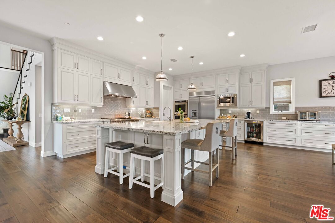 11925 North Ricasoli Way Porter Ranch, CA 91326 - Photo 12 of 57