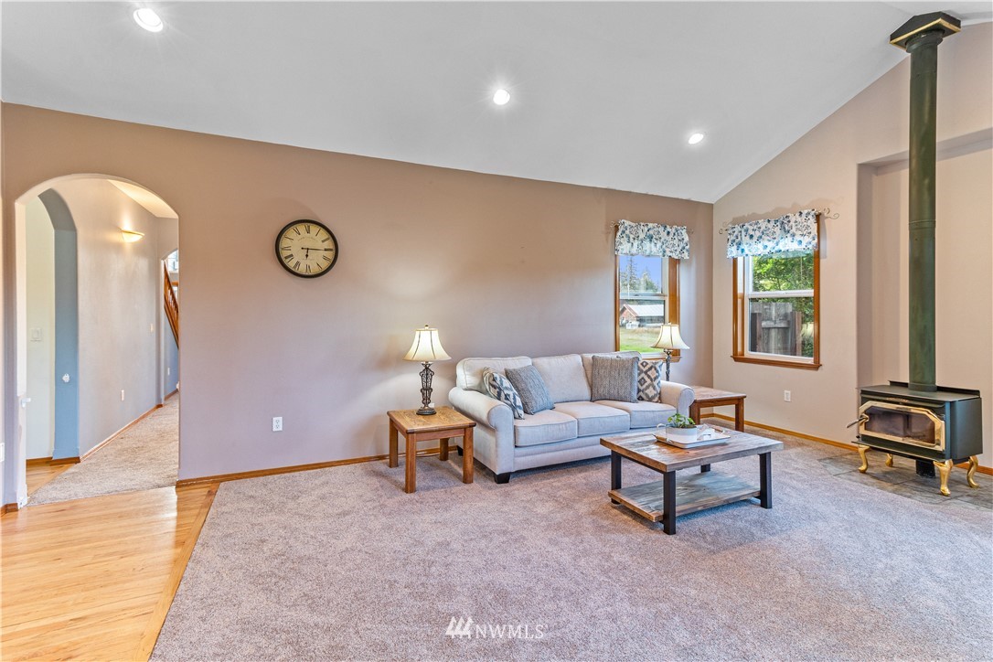 8732 Littlerock Road Southwest Olympia, WA 98512 - Photo 15 of 30 Gallery Image 15