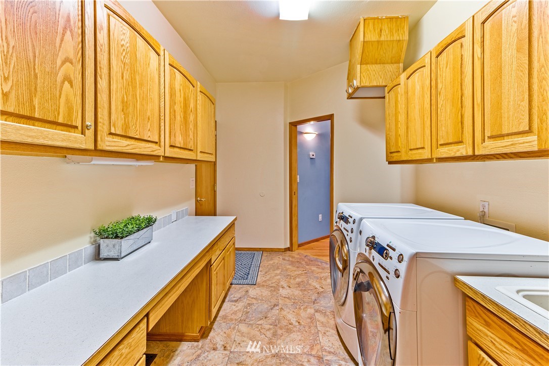 8732 Littlerock Road Southwest Olympia, WA 98512 - Photo 21 of 30 Gallery Image 21