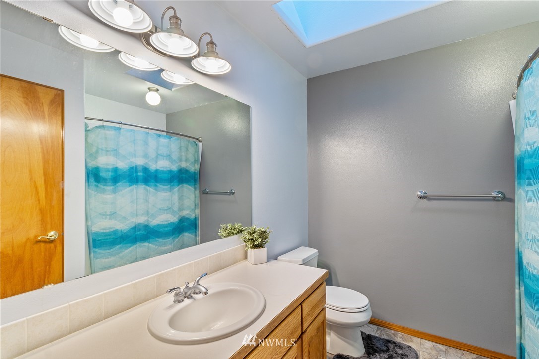 8732 Littlerock Road Southwest Olympia, WA 98512 - Photo 22 of 30 Gallery Image 22