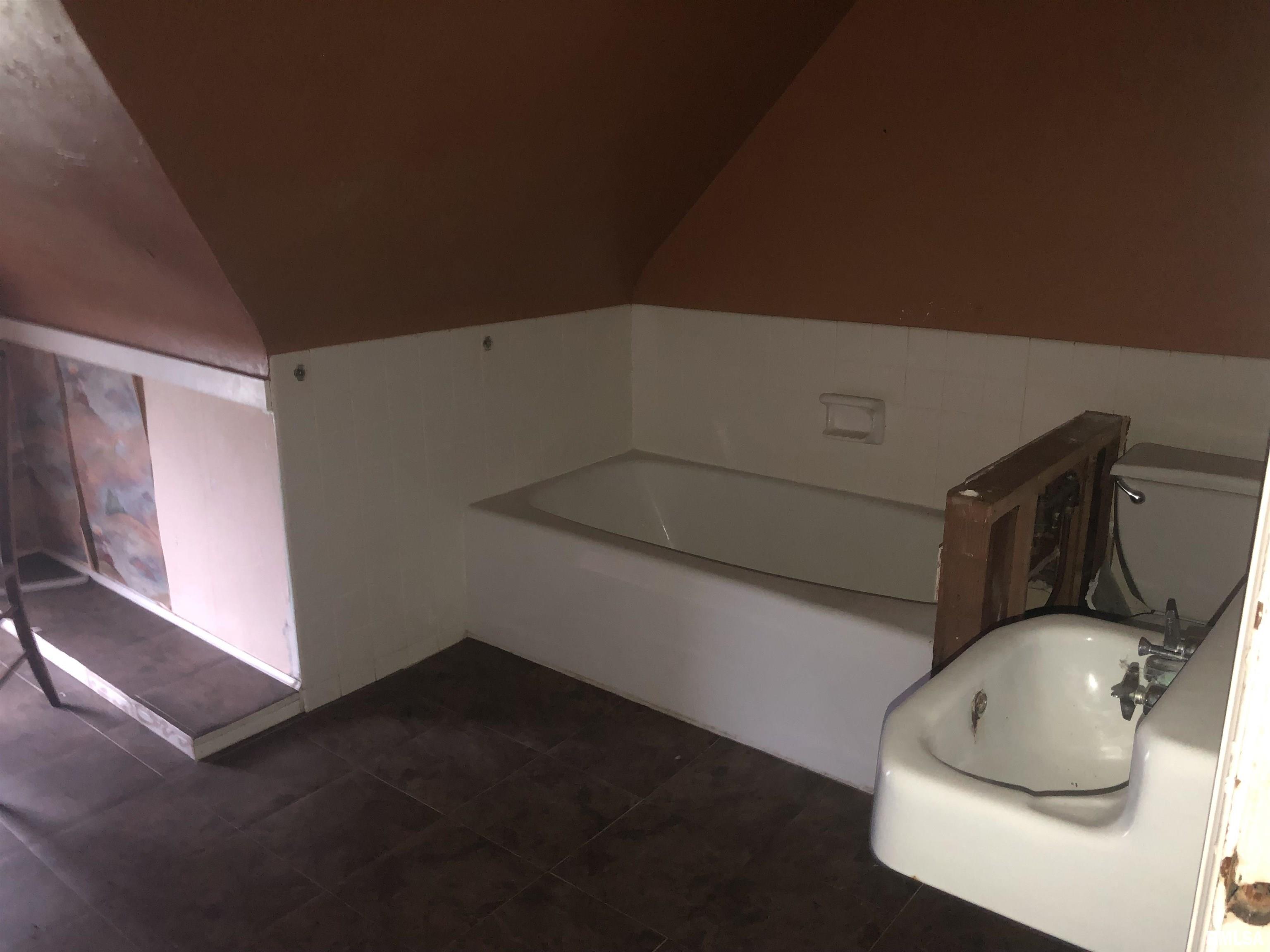 342 West Reynolds Street Springfield, IL 62702 - Photo 19 of 26