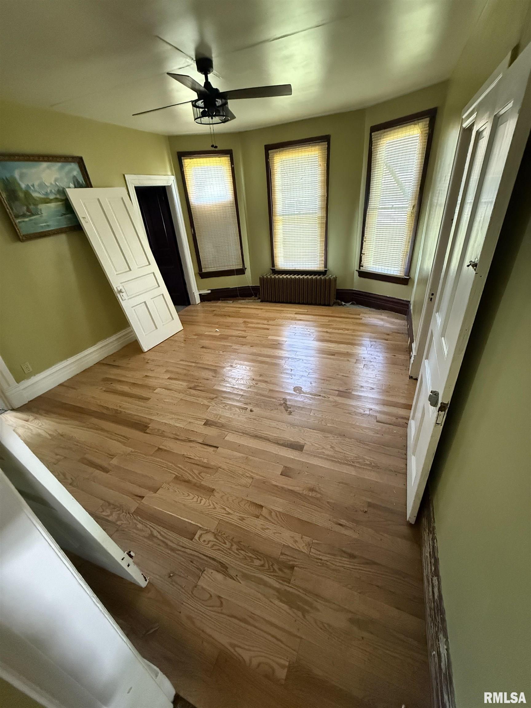 342 West Reynolds Street Springfield, IL 62702 - Photo 3 of 26