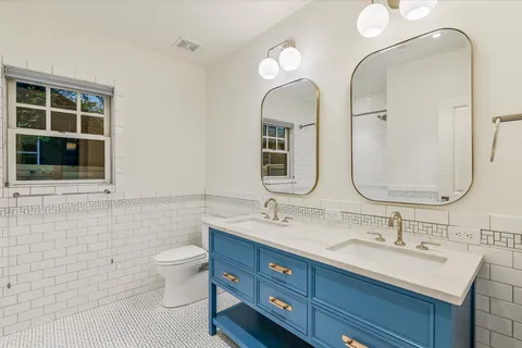 $2,150,000 | 1704 Travis Heights Boulevard, Austin, TX 78704