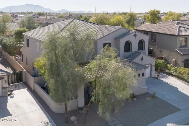 $915,000 | 3557 South Halsted Court, Chandler, AZ 85286