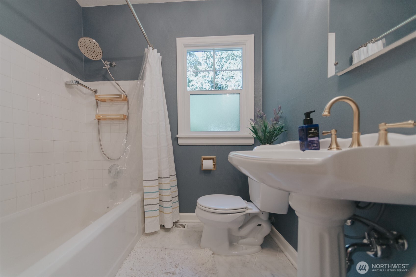 1325 Southwest 120th Street Burien, WA 98146 - Photo 17 of 40