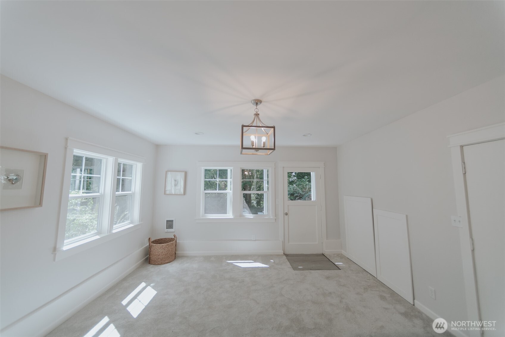 1325 Southwest 120th Street Burien, WA 98146 - Photo 31 of 40